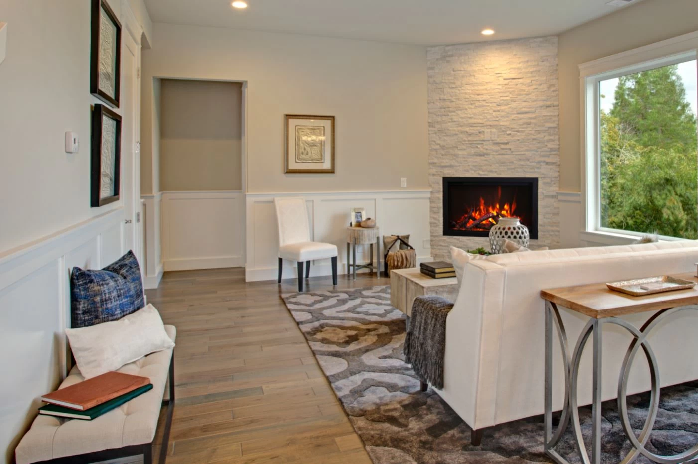 44" Traditional Smart Series Electric Indoor / Outdoor Fireplace - Image 4